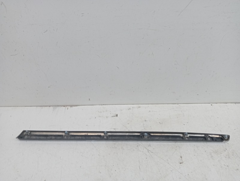 Молдинг двери