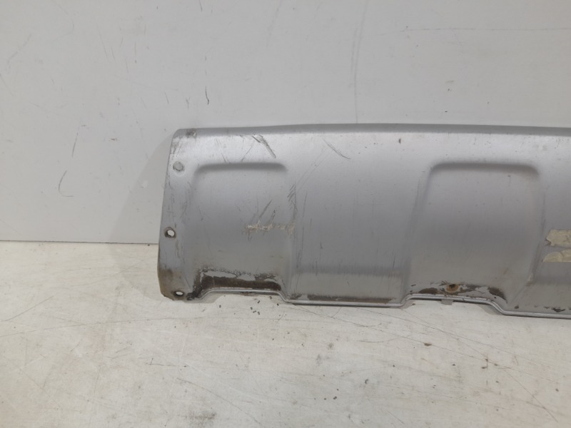 Накладка переднего бампера