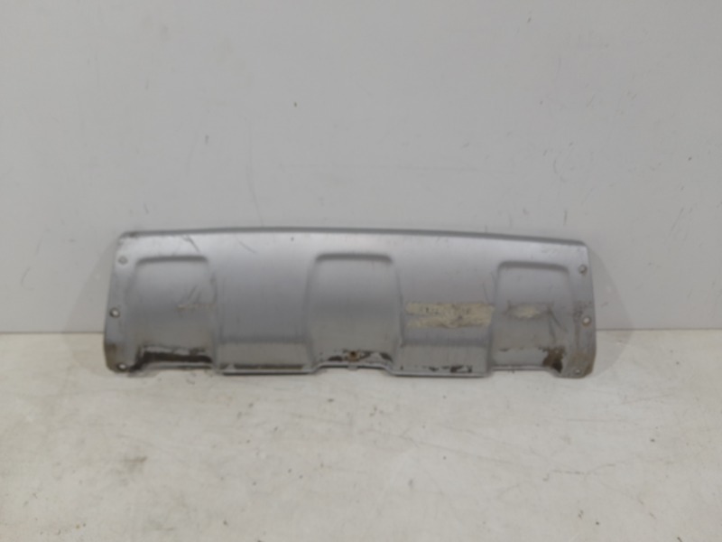 Накладка переднего бампера