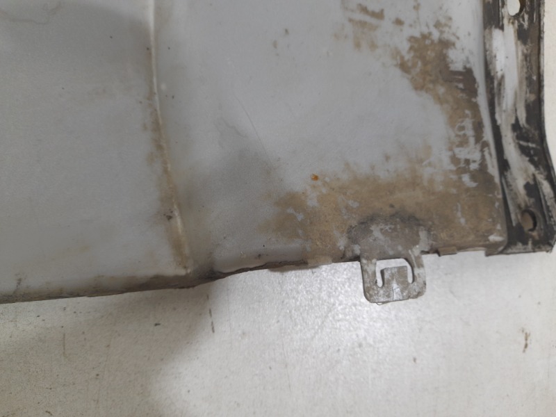 Накладка переднего бампера