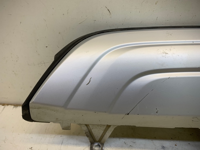 Спойлер заднего бампера