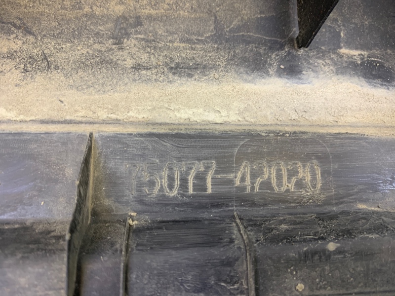 Накладка двери задней правой