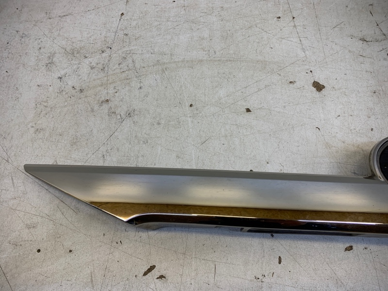 Накладка крышки багажника