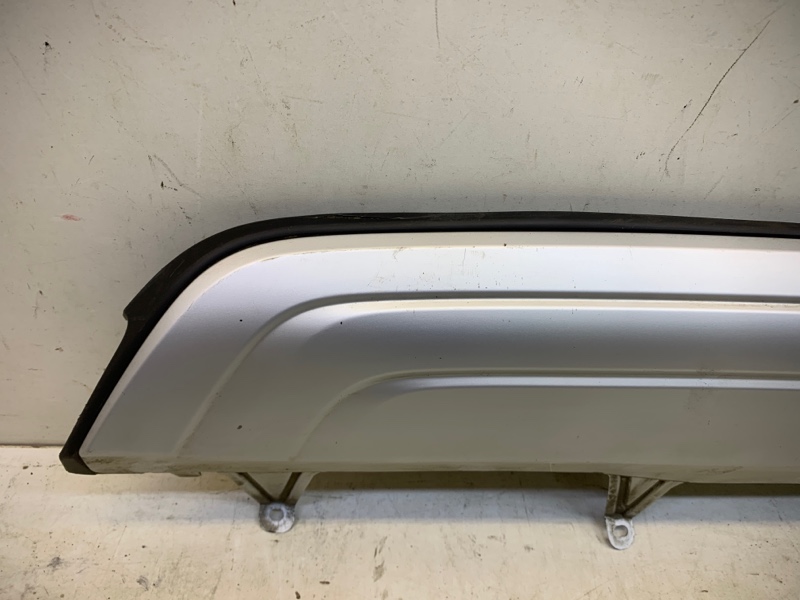 Спойлер заднего бампера