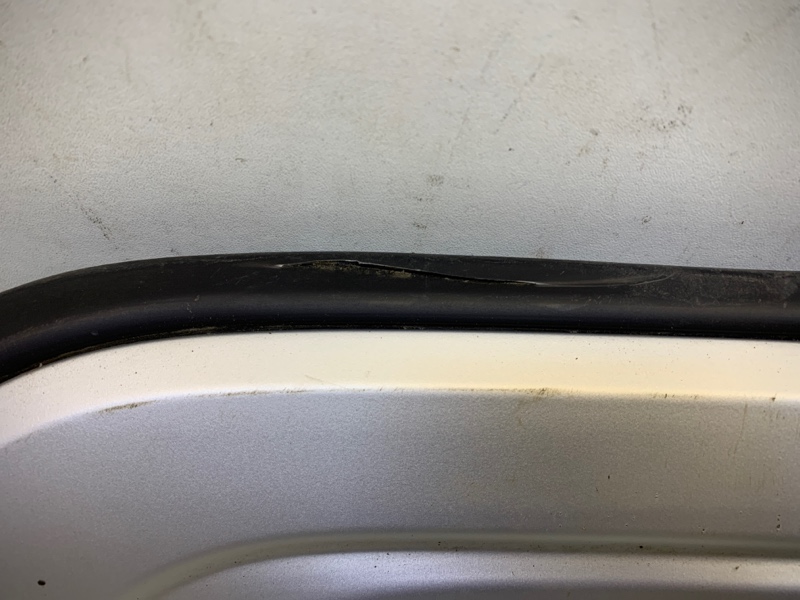 Спойлер заднего бампера