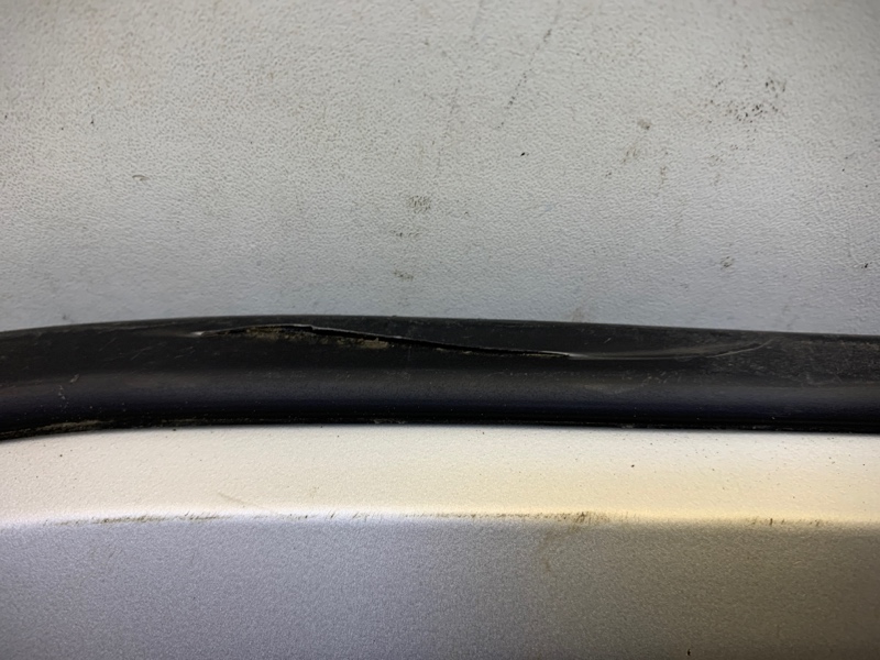 Спойлер заднего бампера