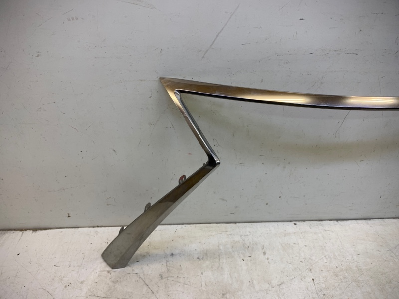 Накладка на решетку радиатора