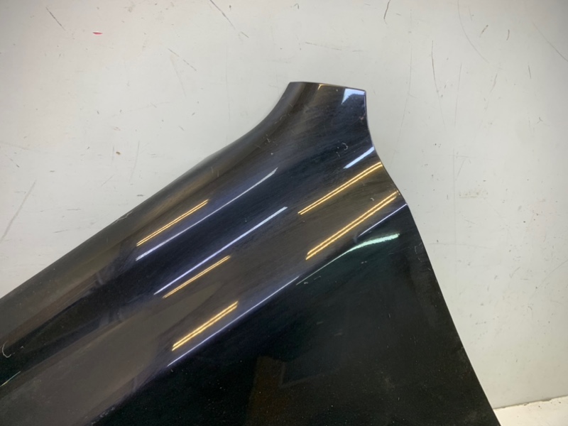 Крыло переднее левое