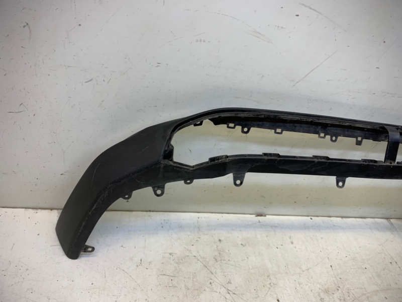 Спойлер переднего бампера