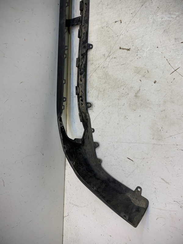 Спойлер переднего бампера