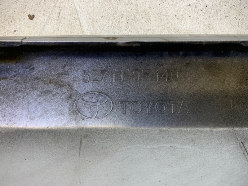 Накладка переднего бампера