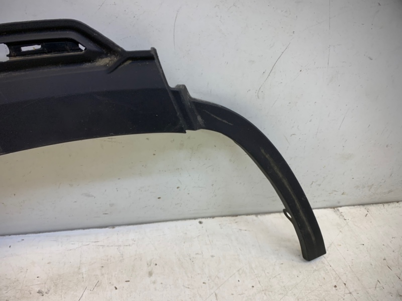 Накладка заднего крыла правого