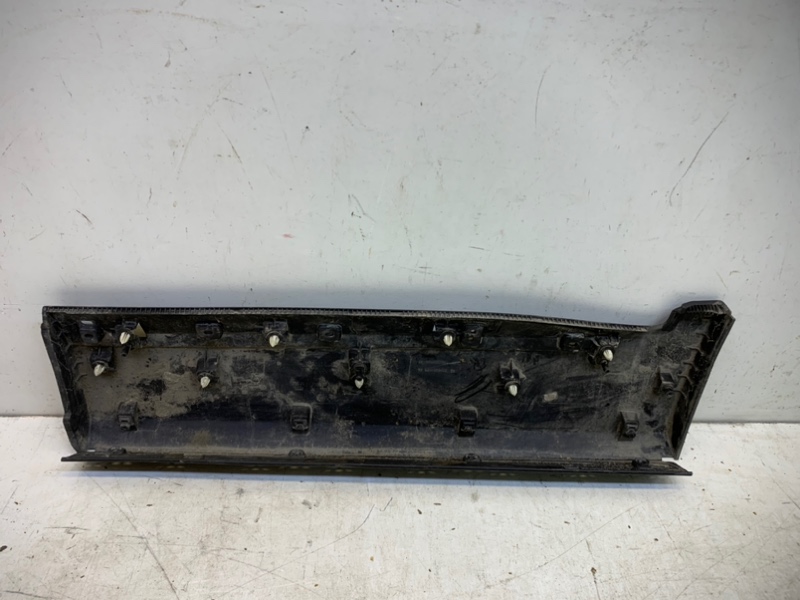 Накладка двери задней правой