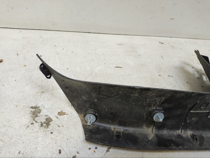 Обшивка багажника