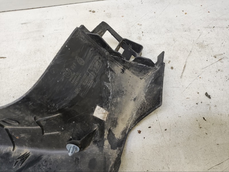 Обшивка багажника