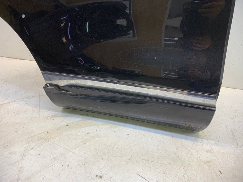 Дверь задняя правая