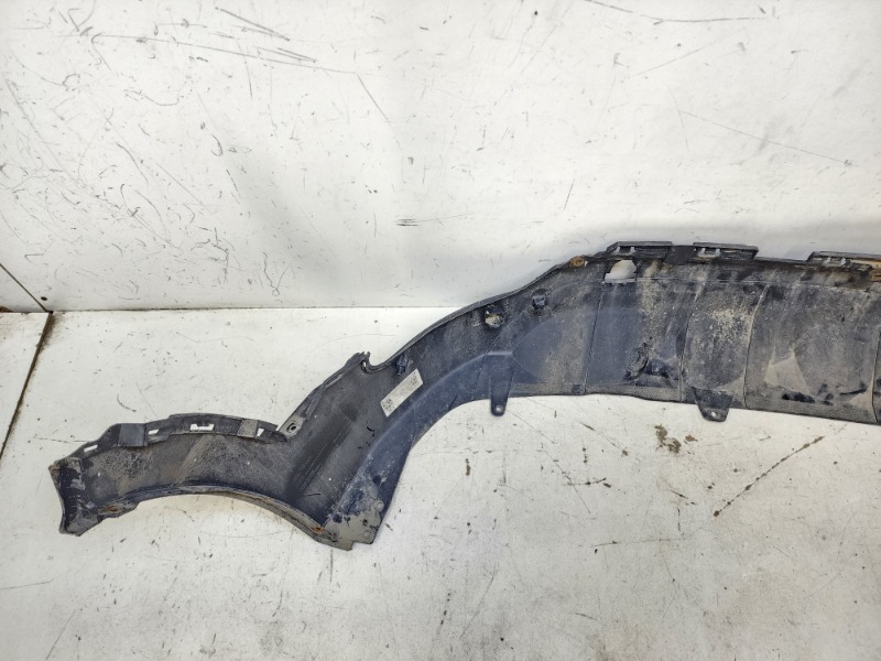 Спойлер заднего бампера