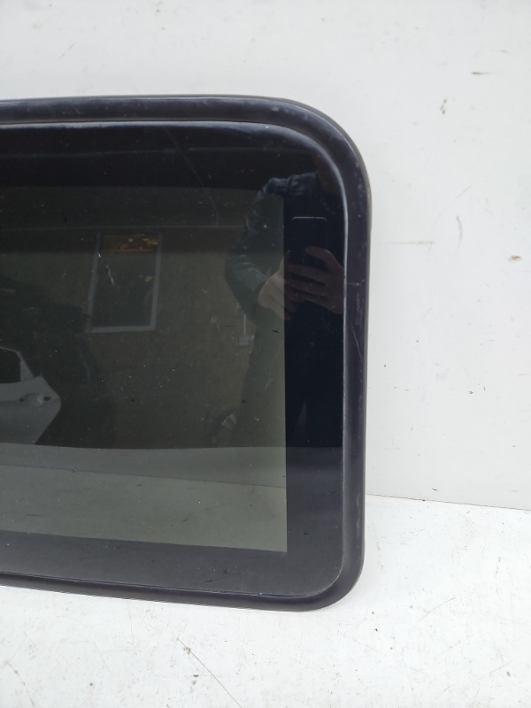 Стекло люка