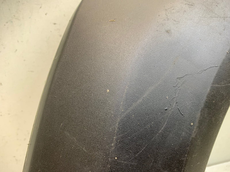 Накладка заднего крыла правого