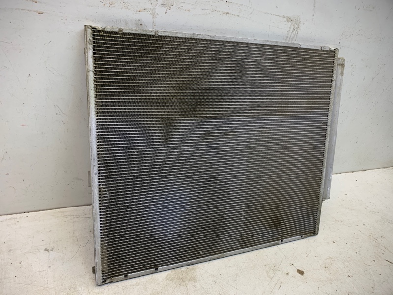 Радиатор кондиционера / конденсер