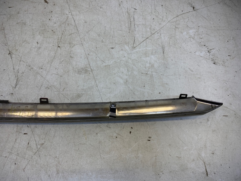 Накладка двери багажника