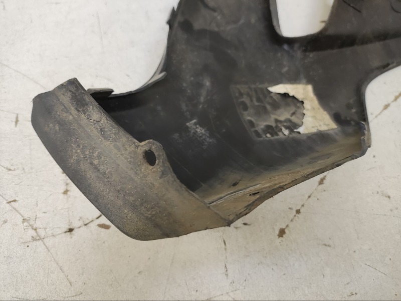 Накладка переднего бампера левая