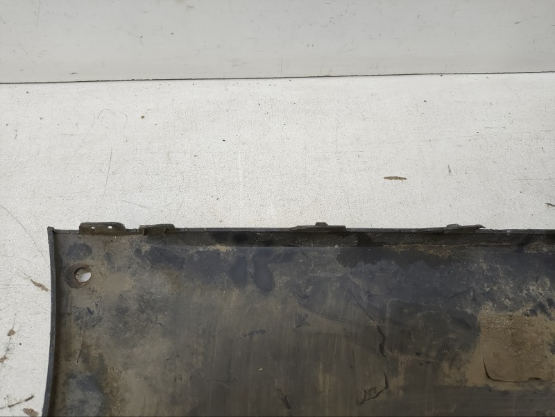 Накладка заднего бампера правая