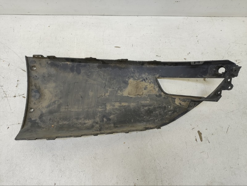 Накладка заднего бампера правая