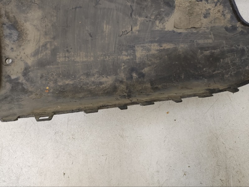 Накладка заднего бампера правая