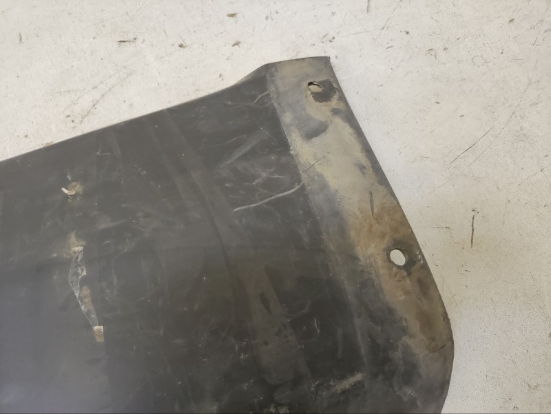 Накладка заднего бампера правая