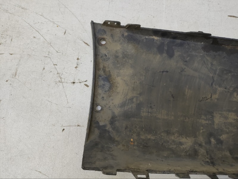 Накладка заднего бампера правая