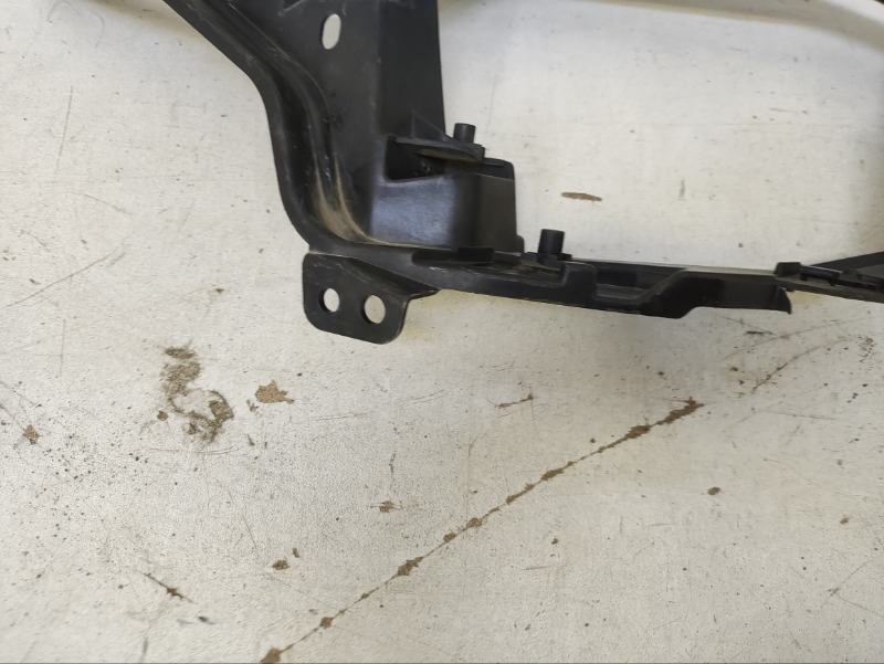 Кронштейн глушителя