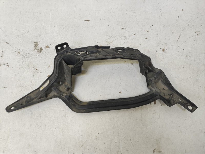 Кронштейн глушителя