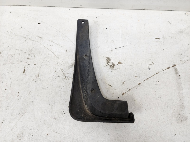 Брызговик задний правый