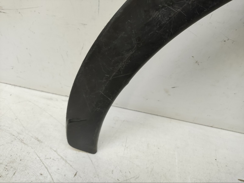 Накладка заднего крыла правого