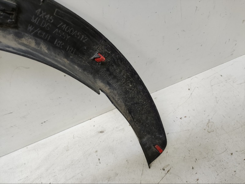 Накладка заднего крыла правого