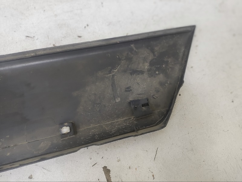 Накладка двери задней правой