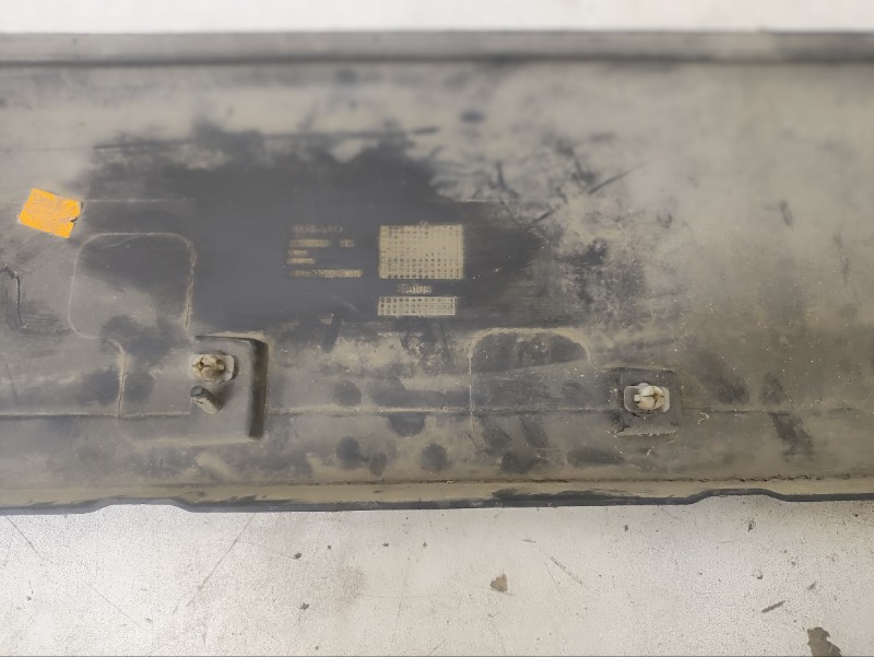 Накладка двери задней правой