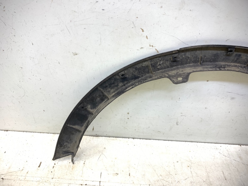 Накладка заднего крыла левого