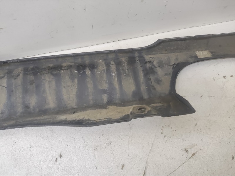 Накладка заднего бампера