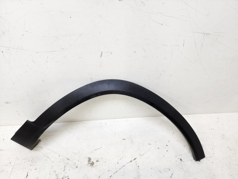 Накладка переднего крыла правого