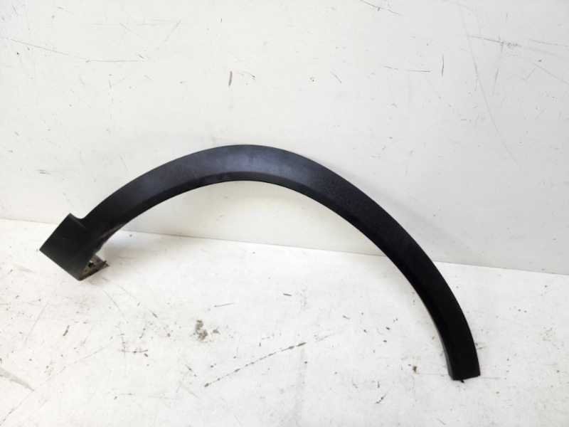 Накладка переднего крыла правого