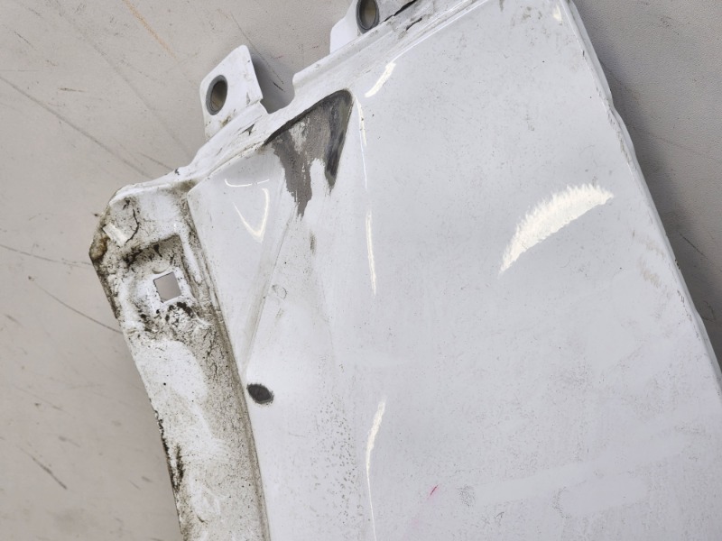 Крыло переднее левое