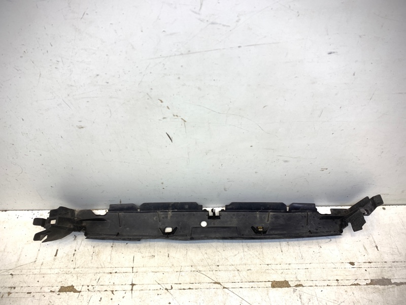 Воздуховод радиатора верхний