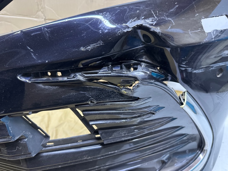 Бампер передний