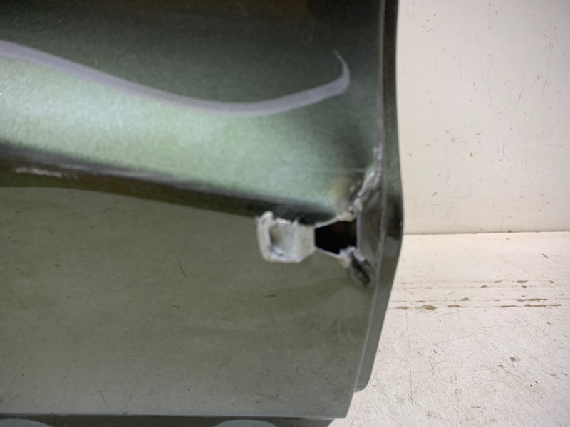 Дверь задняя правая