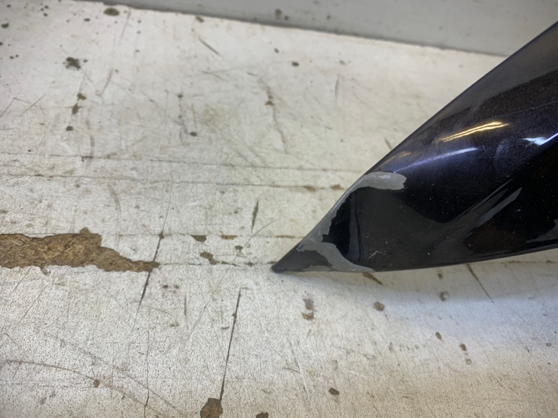 Крыло переднее левое