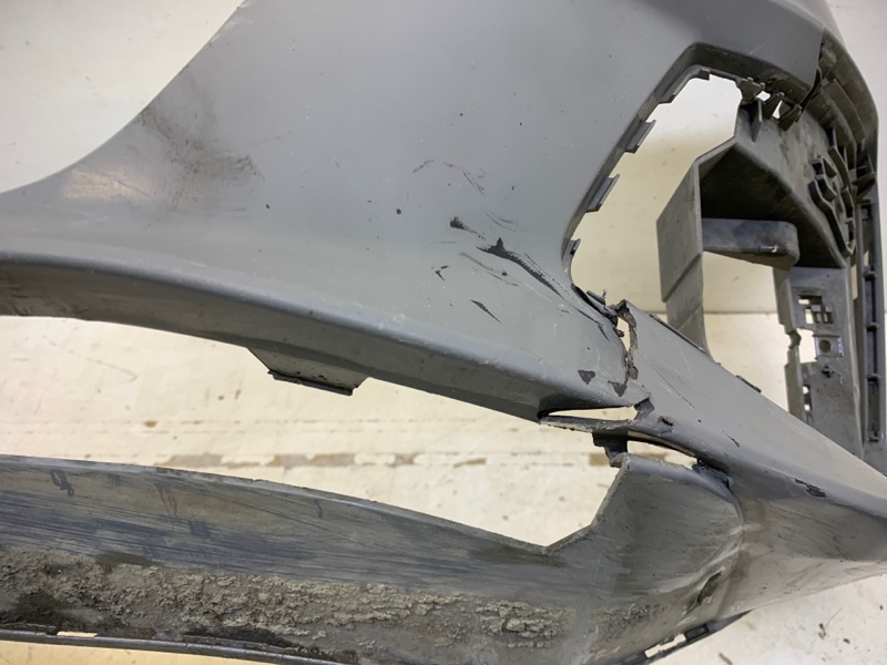 Бампер передний