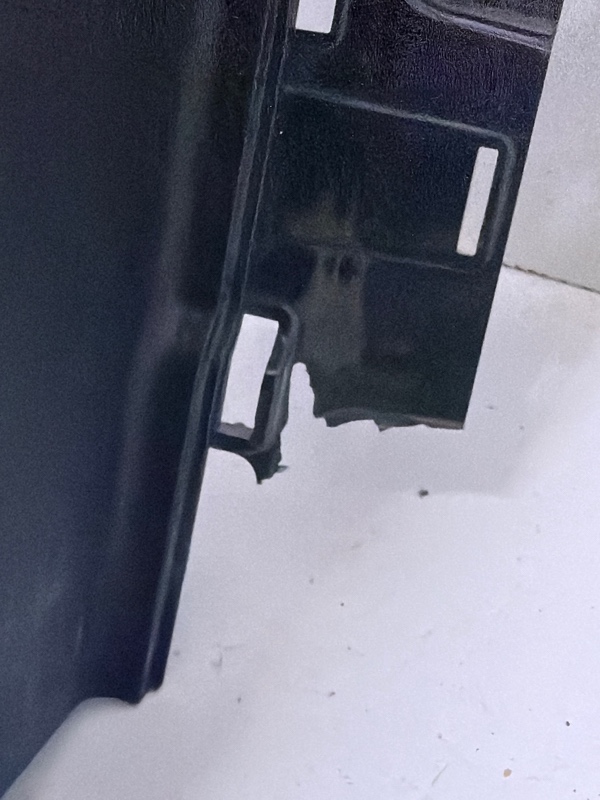 Фонарь задний левый