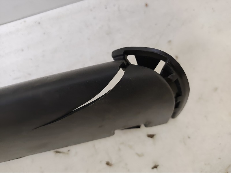 Накладка переднего бампера